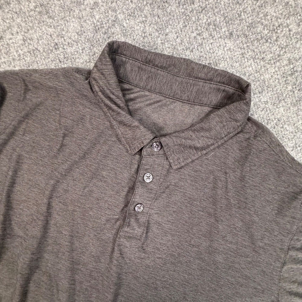 Vuori Strato Tech Polo Mens Large Charcoal Heather Short Sleeve Performance 0883